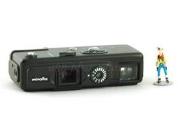 MINOLTA 16 QT