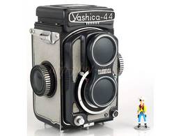 YASHICA 44 A