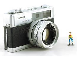 MINOLTA Hi-Matic 9