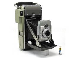 POLAROID MODEL 80 A (highlander)