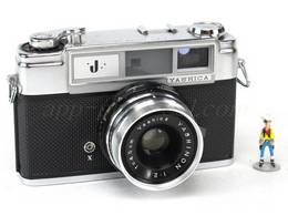 YASHICA J
