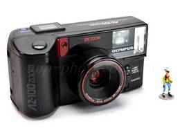 OLYMPUS AZ-100 Zoom