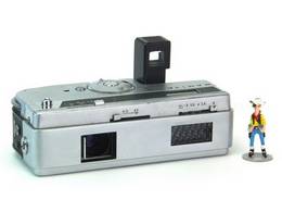 MAMIYA 16