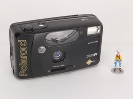POLAROID 2000FF