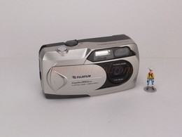 FUJI Finepix 1400 Zoom