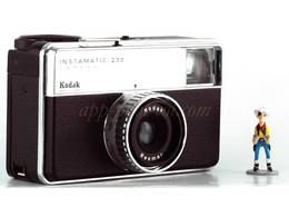 KODAK Instamatic 233