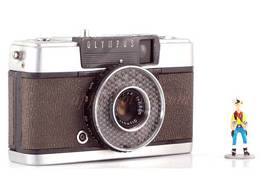 OLYMPUS Pen EE