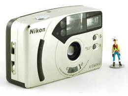 NIKON AF240SV