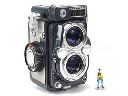 YASHICA 44 LM