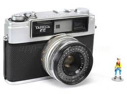 YASHICA EE