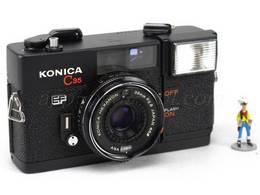 KONICA C35 EF