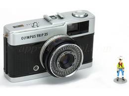 OLYMPUS Trip 35