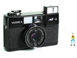 YASHICA MF-2