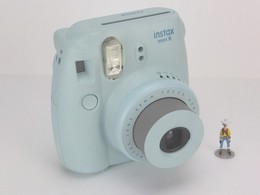 FUJI Instax Mini 8